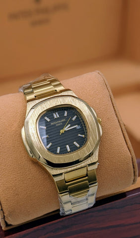 Patek Philippe Nautilus Blue Dial Steel Mens